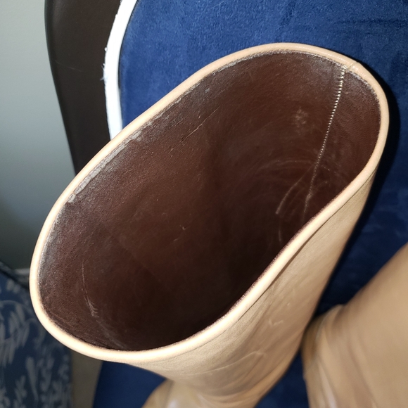 SOLD... leather knee high boots - Picture 3 of 7